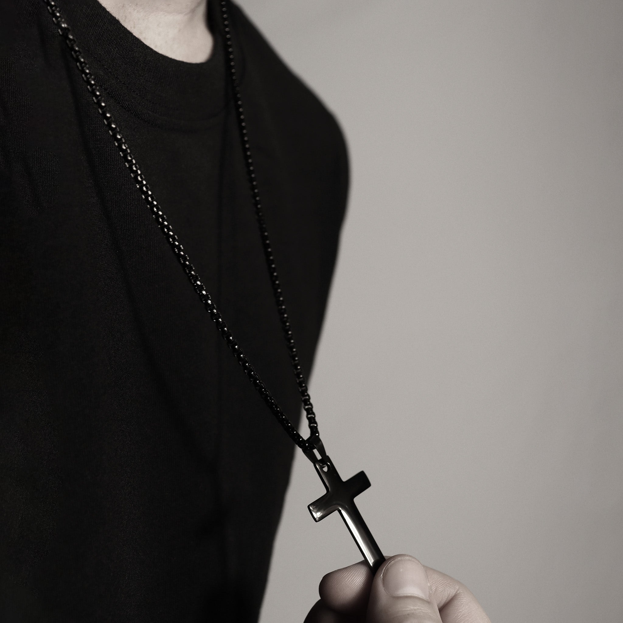 Stainless Steel Rounded Box Chain Cross Necklace